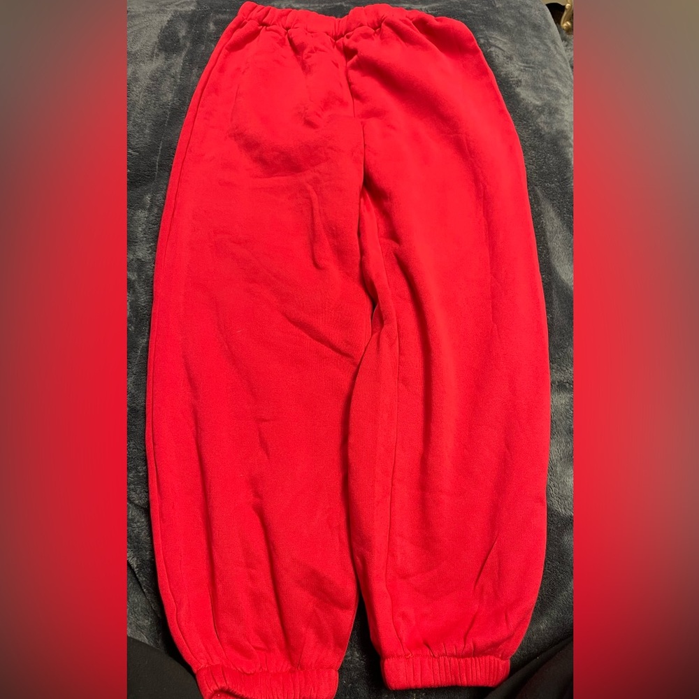 red jogger pants